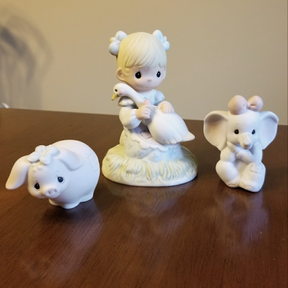 3 Precious Moments Figurines